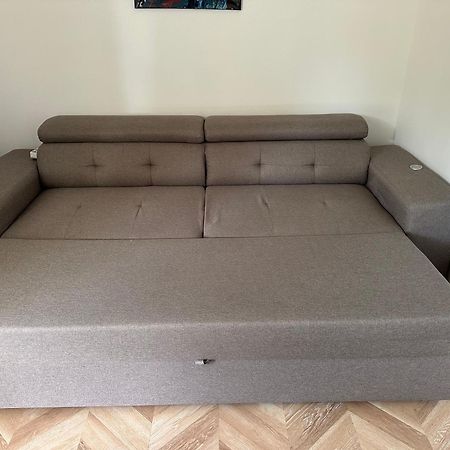 Appartement Cosy Avec Balcon Et Piscine Besançon Esterno foto