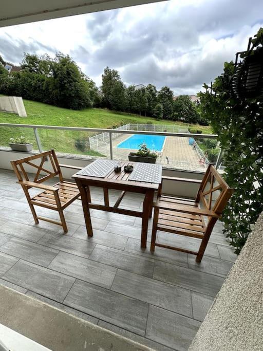 Appartement Cosy Avec Balcon Et Piscine Besançon Esterno foto