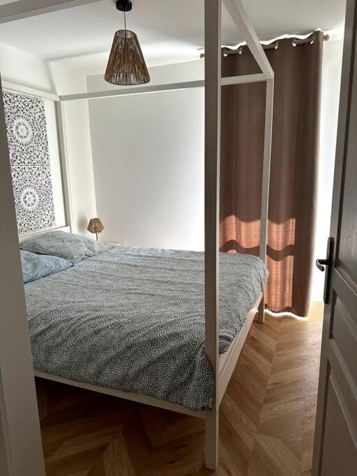 Appartement Cosy Avec Balcon Et Piscine Besançon Esterno foto